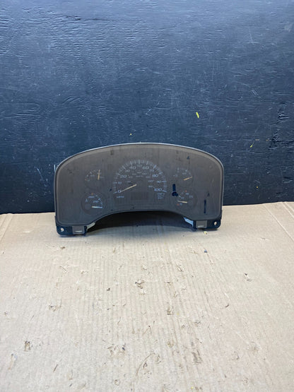 2004 to 2007 Chevrolet Express Speedometer Cluster Gauge N0632 PS0