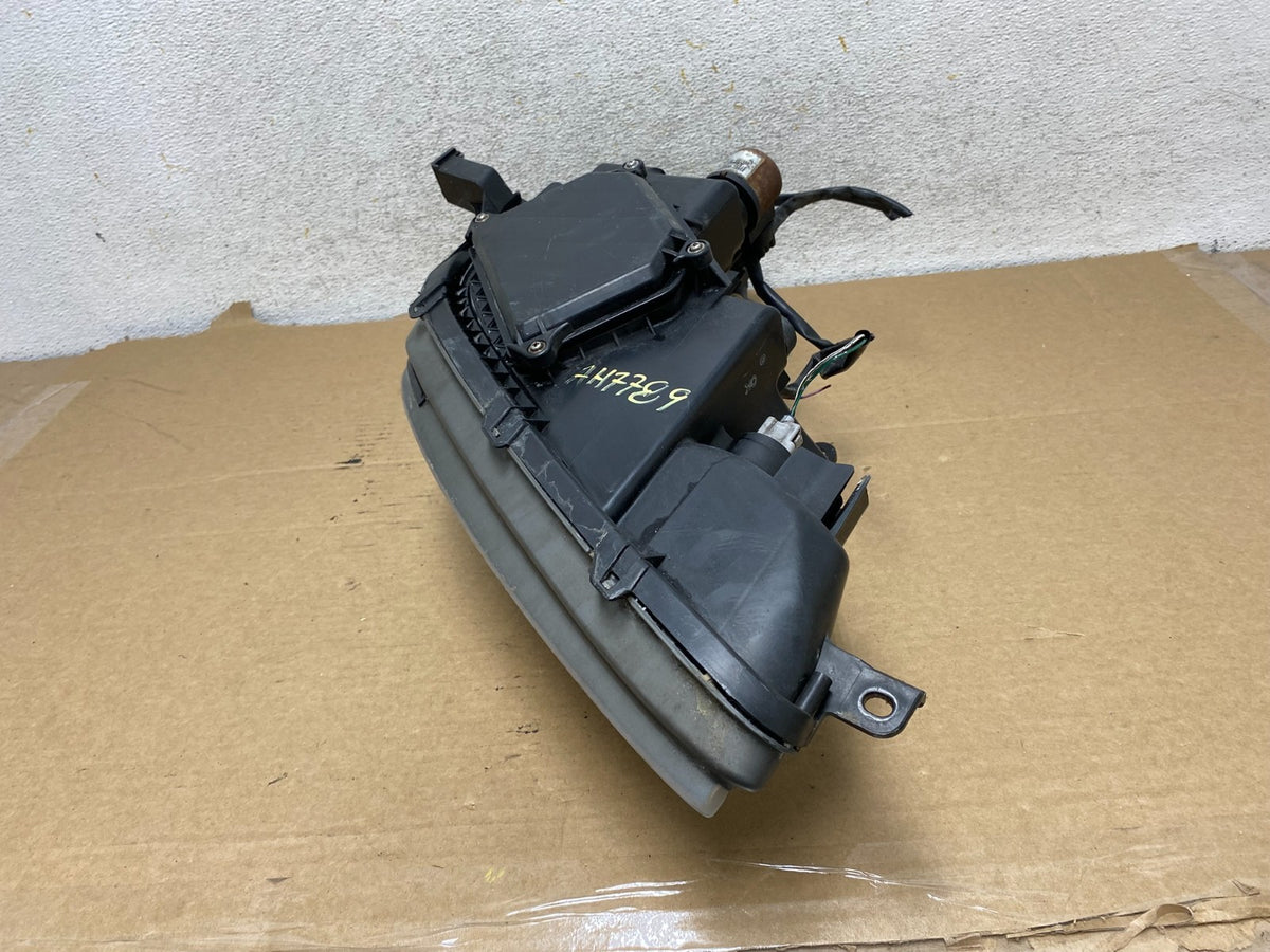 2002-2004 Lexus Es300 Es330 Left Driver Lh Headlight Xenon HID AH7789 DW7