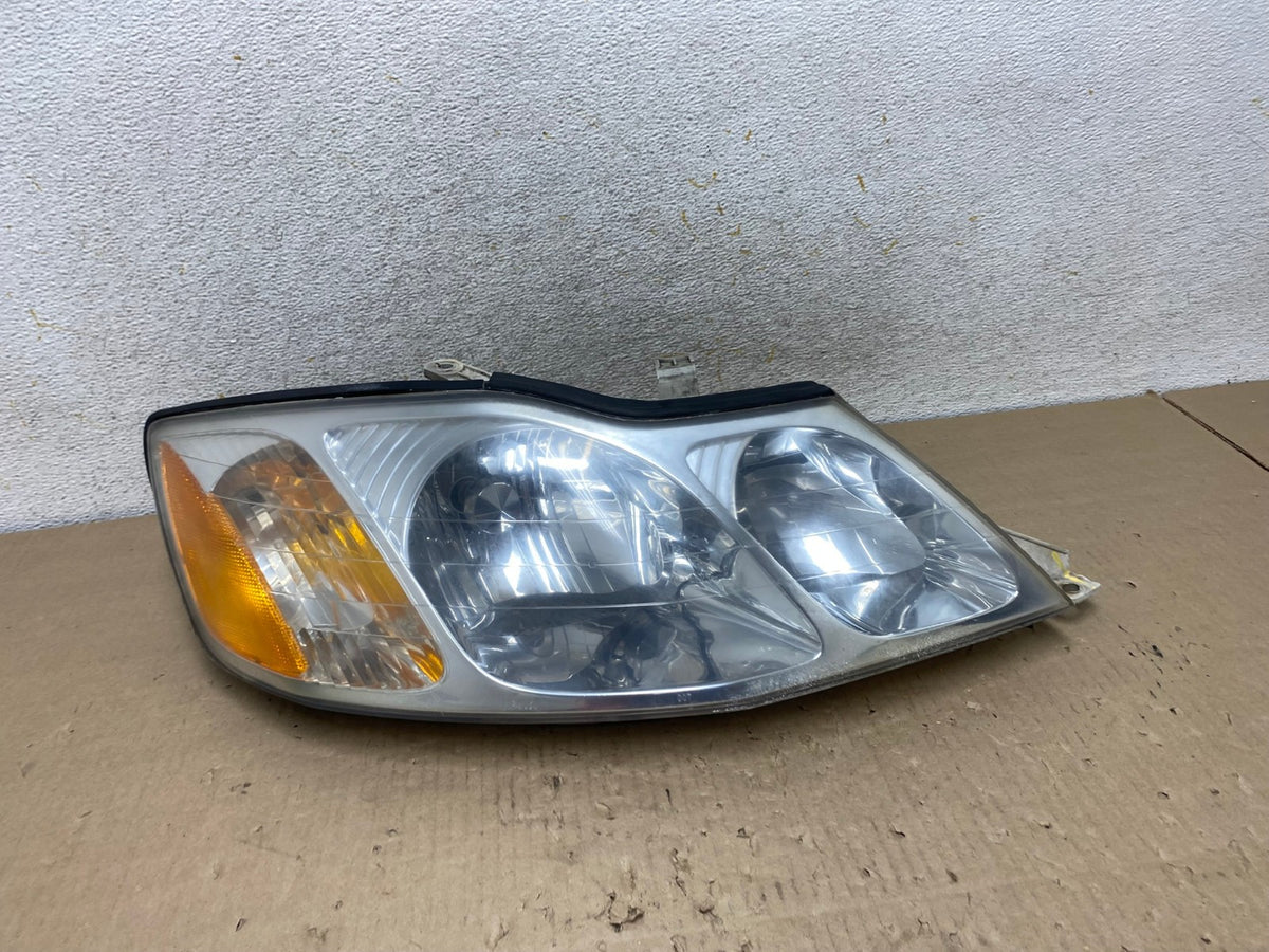 2000-2004 Toyota Avalon Halogen Headlight Right Passenger RH AI2326 LK0