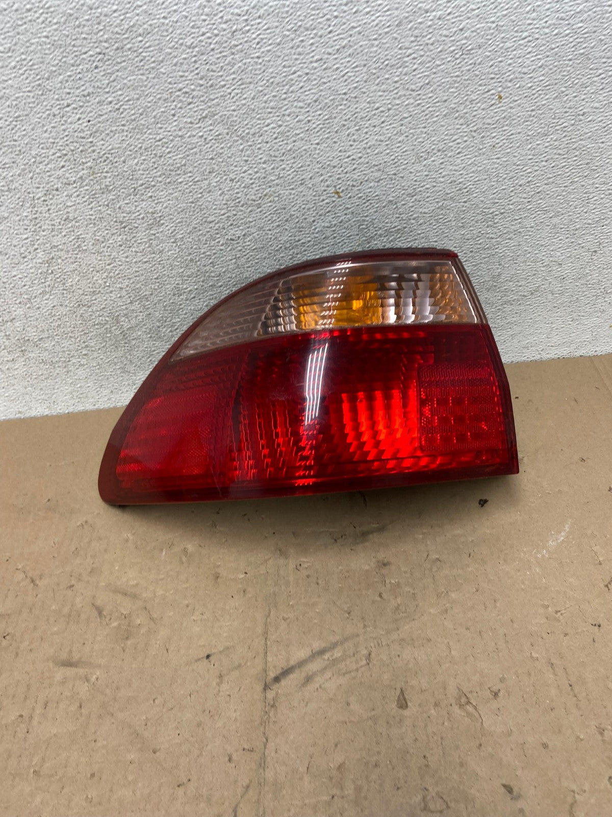 1998 to 2000 Honda Accord Sedan Tail light Left Driver LH Side AG4857 LK0