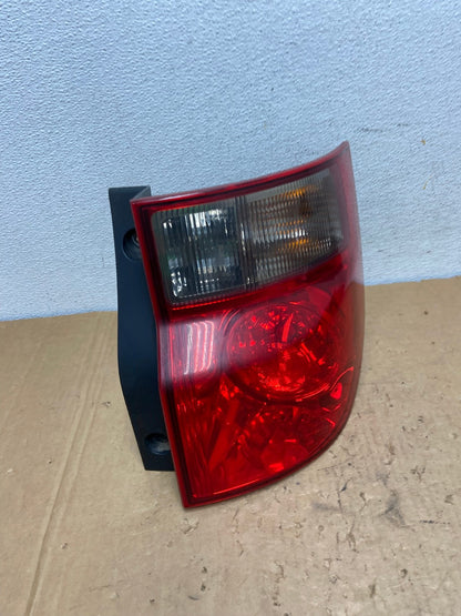 2003 to 2008 Honda Element Right Passenger Rh Side Tail Light AD3067 LK2