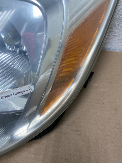 2004-2005 Toyota Sienna Left Driver LH Side Halogen Headlight AH9396 DW4