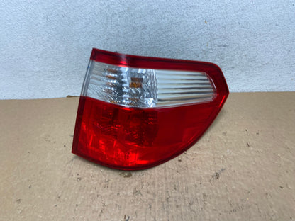 2005 2006 2007 Honda Odyssey Right Passenger RH Side Tail Light AF8152 LK0