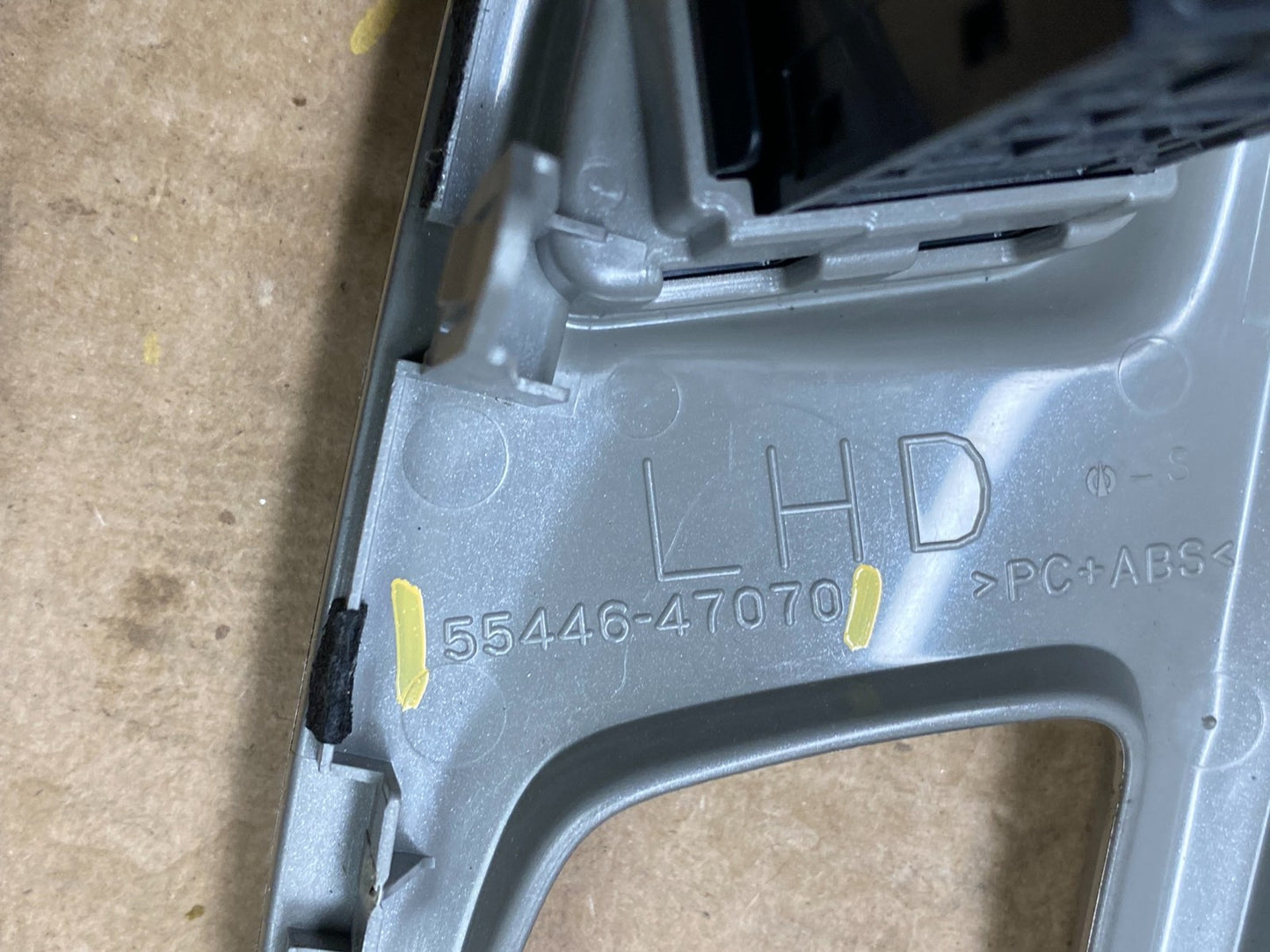 2012-2016 Toyota Prius V Shifter Bezel Trim Parking Push Start  Z0000  DG7
