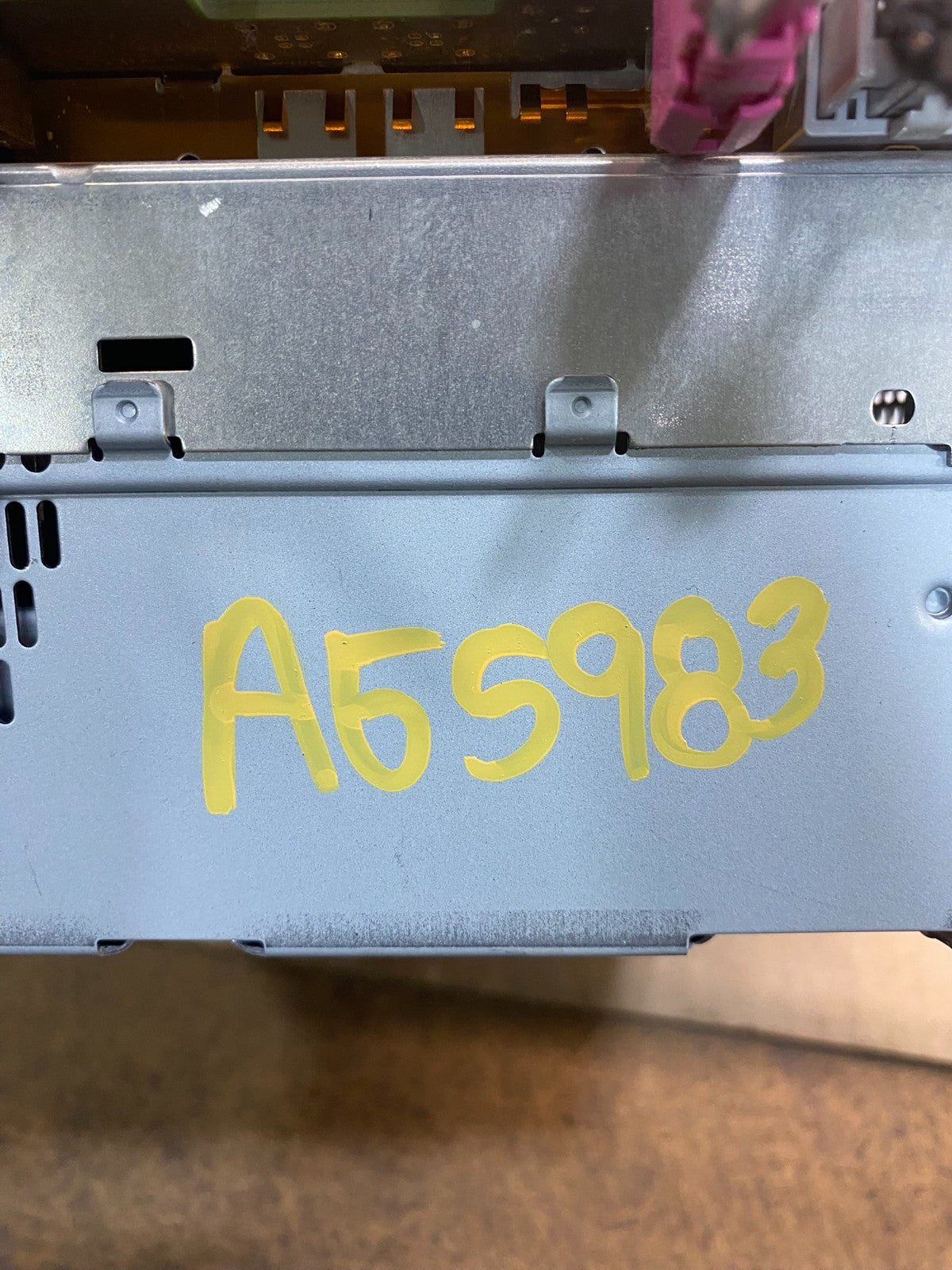 2017 to 2019 Nissan Rogue AM FM XM Radio CD Player Screen Receiver AG5983 DG7