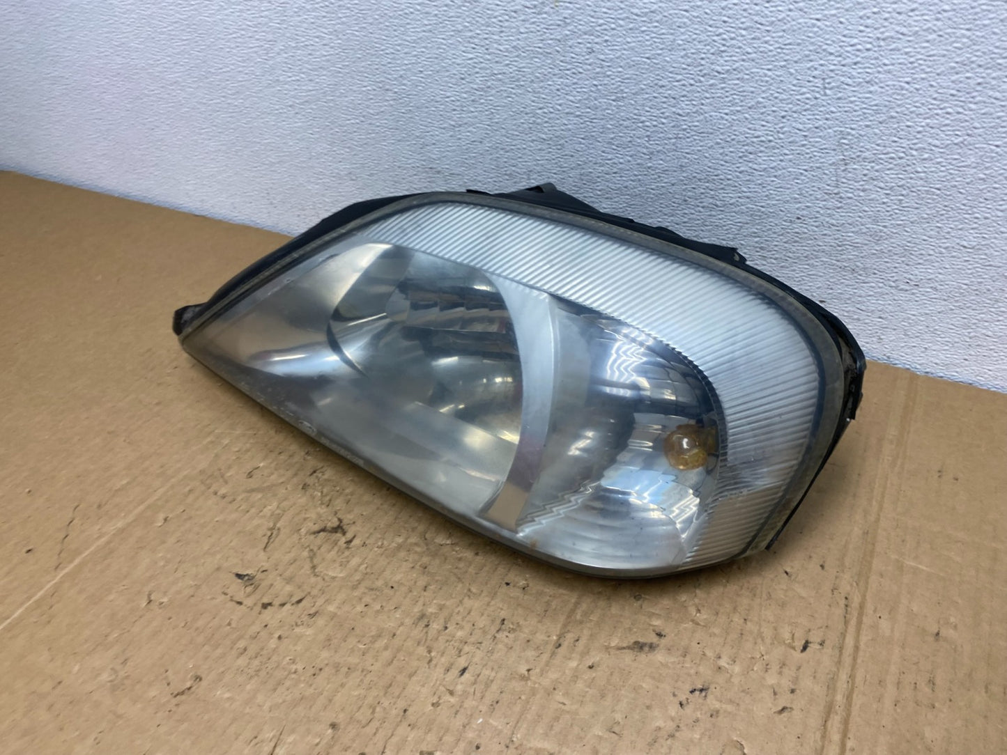 2000 to 2005 Mercury Sable Left Driver LH Side Halogen Headlight AC7762 DW1