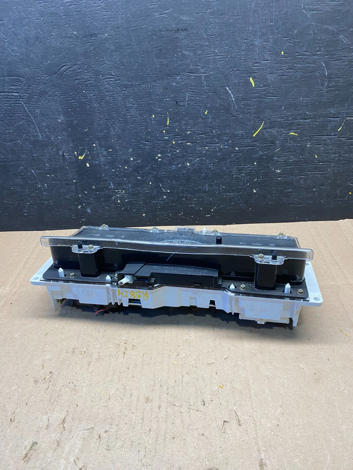 1998 to 2005 Mercury Marquis Speedometer Cluster Gauge Oem R8824 DG4