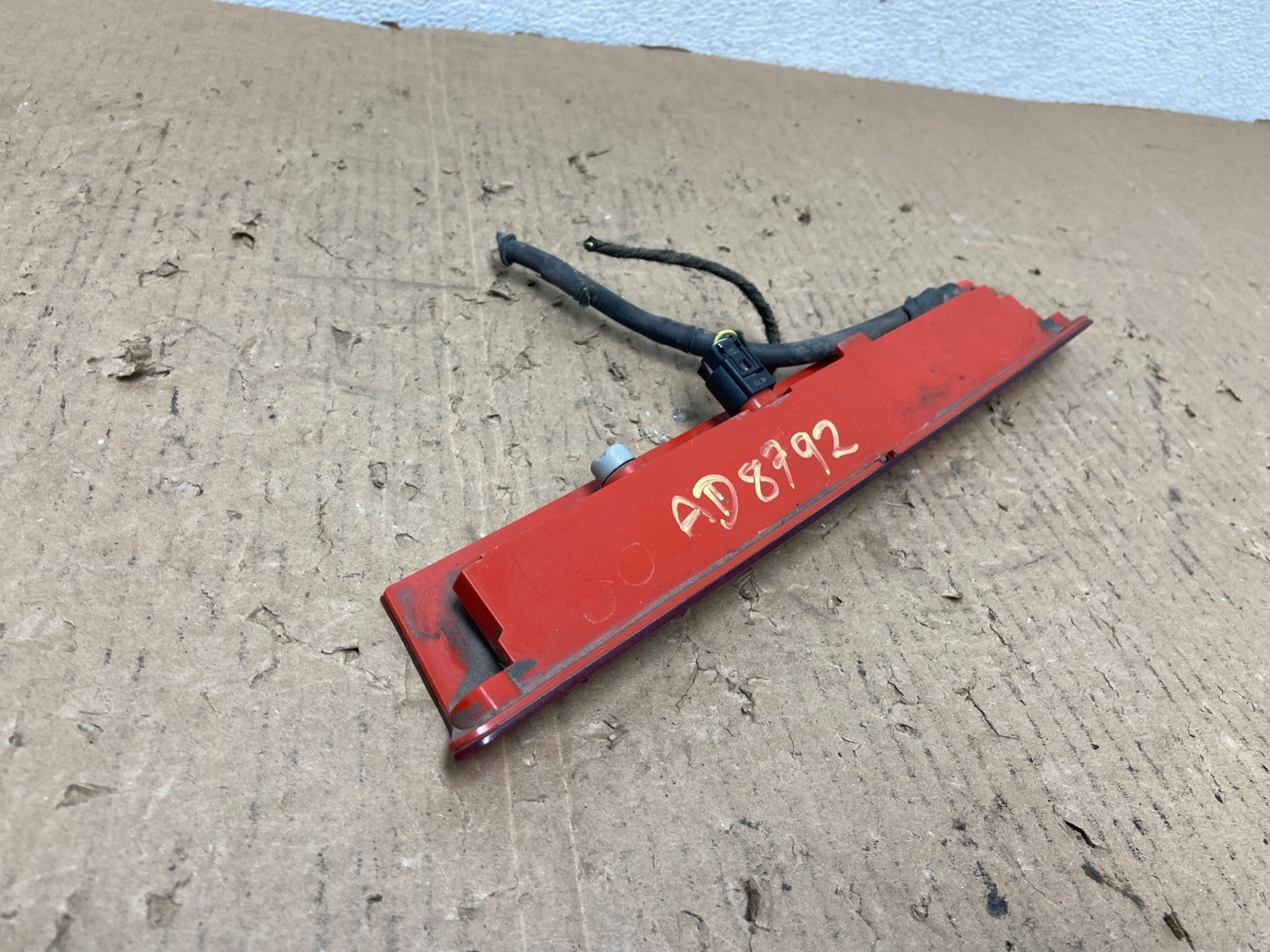 2012 to 2017 Ford Focus SE Trunk Lid Hatch 3rd Brake Light AD8792 DG5