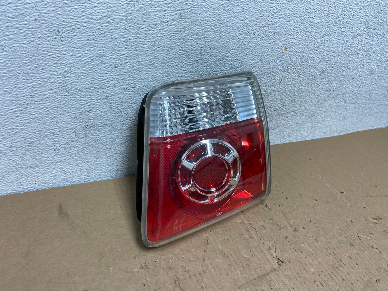 2007 to 2012 GMC Acadia Right Passenger Rh Hatch Tail Light Inner AD8016 LK2