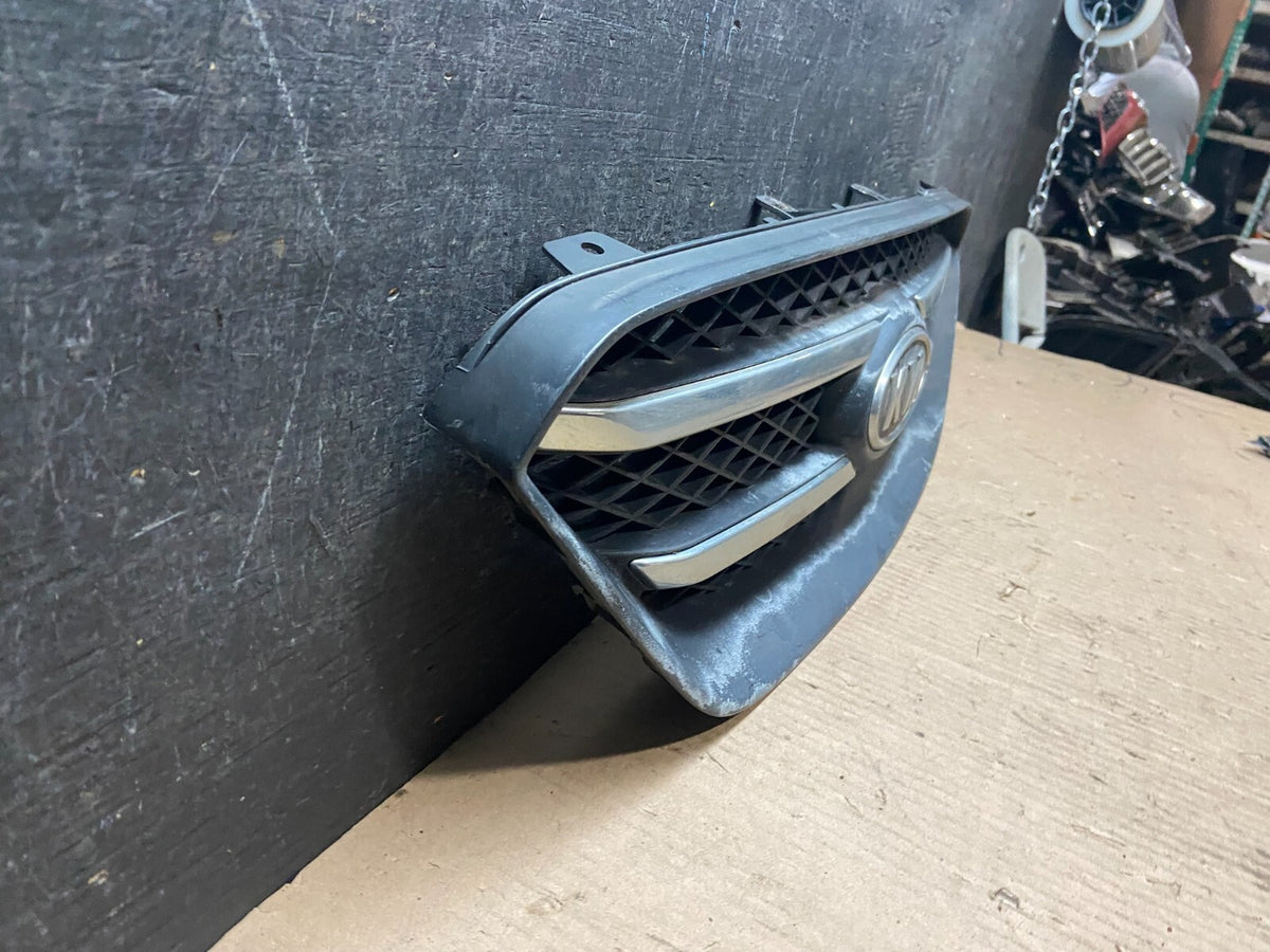 2007 to 2011 Kia Rondo Front Upper Grill Grille i3594 PS2
