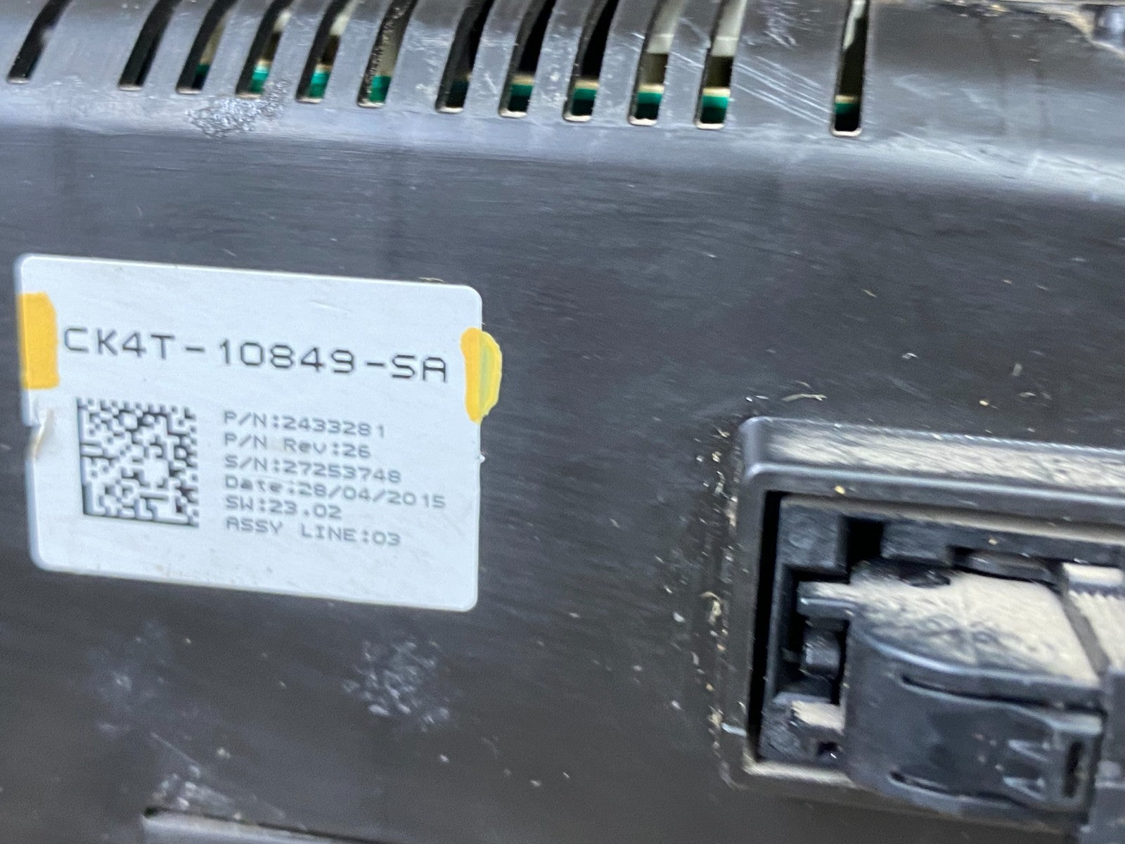 2016 to 2018 Ford Transit Connect Speedometer Cluster y9925 DG6