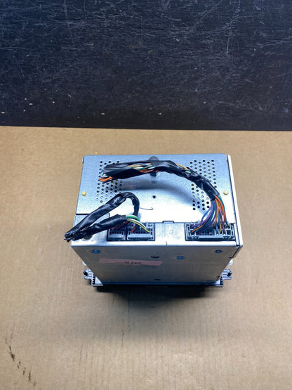 2005 to 2007 Ford Five Hundred Montego Radio CD Player AH4979 DG5