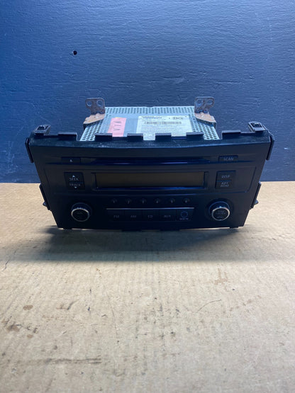 2013 to 2015 Nissan Altima Radio Cd Mp3 Player AUX Port AC6921 DG0