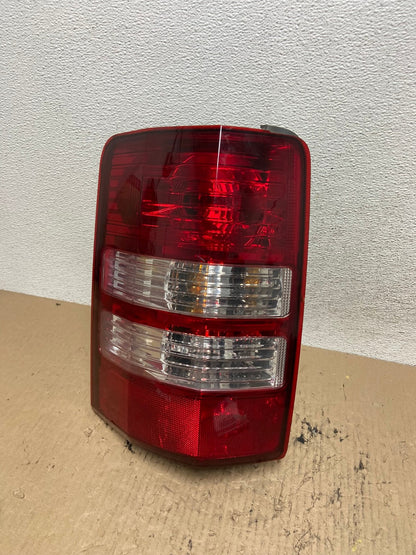 2008 to 2012 Jeep Liberty Left Driver Side Lh Tail Light AF7011 LK0