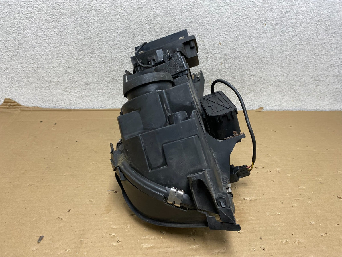 2003 to 2006 Volvo S80 Right Passenger RH Side Xenon HID Headlight ag9196 DG9