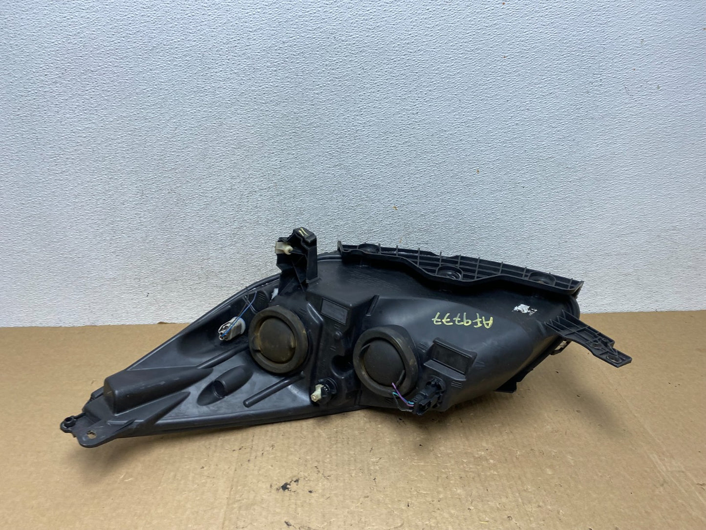 2013 - 2016 Ford Escape Headlight Right Passenger RH Side Halogen AF9777 DW7