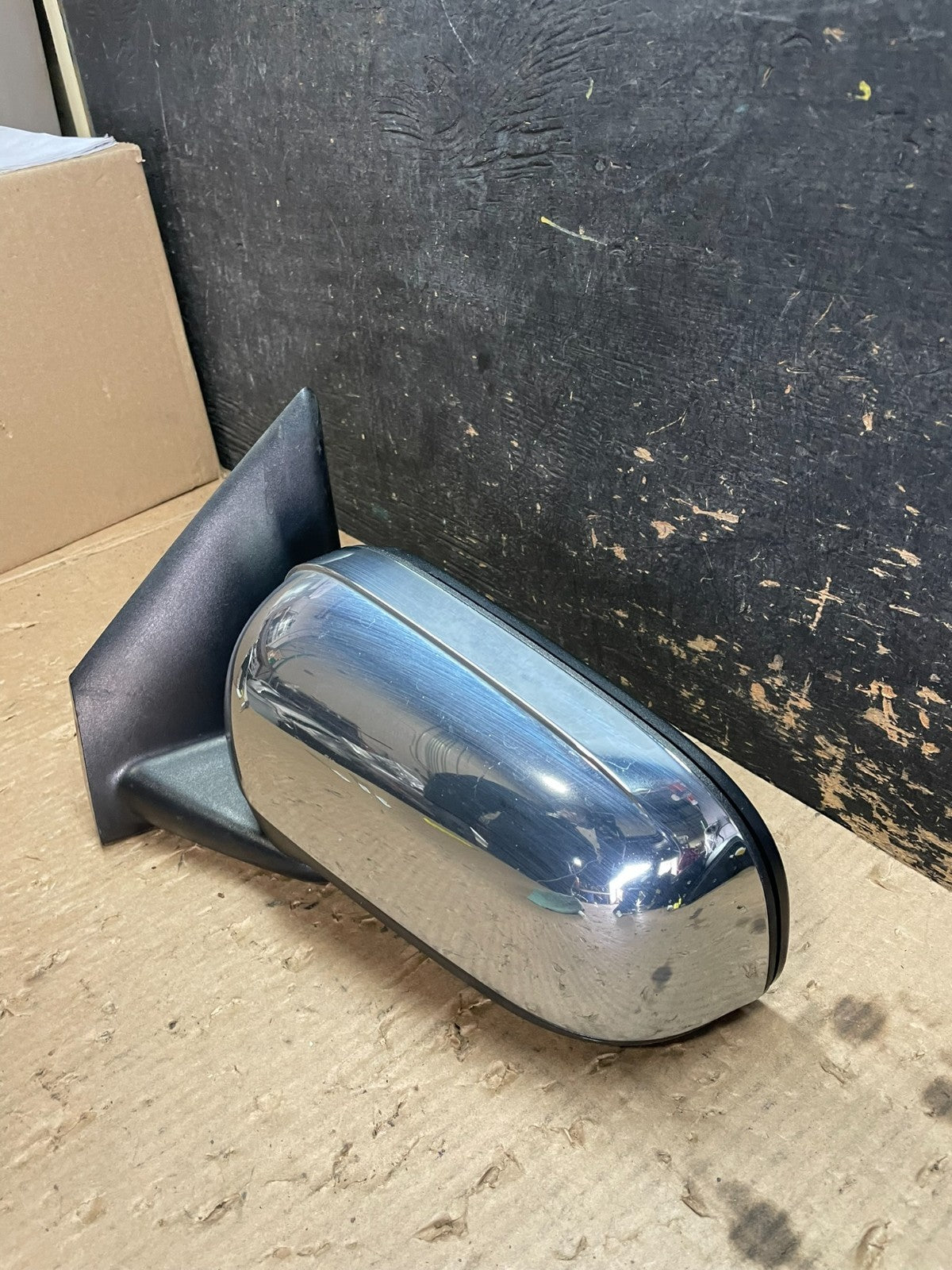 2007 2008 2009 Chrysler Aspen Left Driver LH Heated Auto Dim Mirror Z3402 MS2