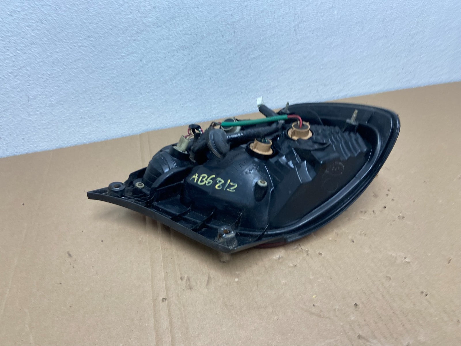 2001 - 2005 Lexus Gs300 Gs400 Gs430 Right Passenger Side Tail Light Oem AB68125