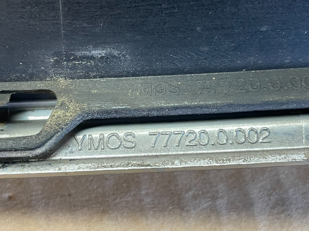 2000 to 2002 Mercedes-Benz S-Class S500 S430 Front Upper Grille AG30944
