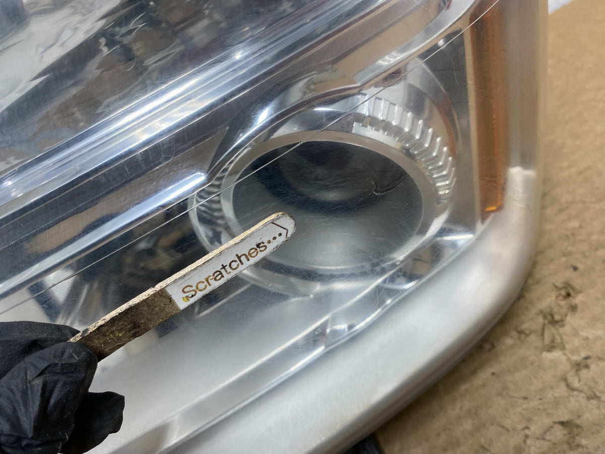 2010 to 2015 GMC Terrain Halogen Left Driver Lh Side Headlight AH8159 DW3