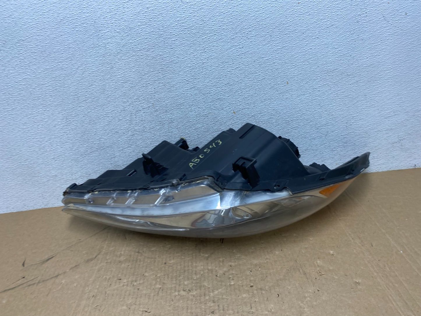 2011 - 2014 Hyundai Sonata Right Passenger Rh Side Headlight Halogen AG0543 DW7