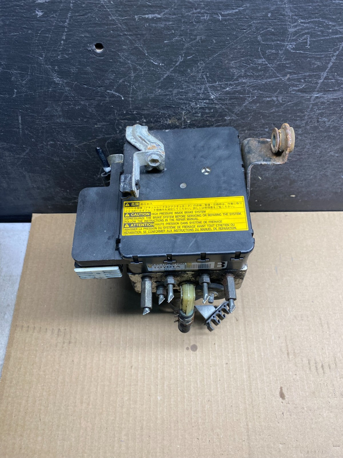 2004 - 2009 Toyota Prius ABS Brake Pump Anti Lock Module AG9695 DG0