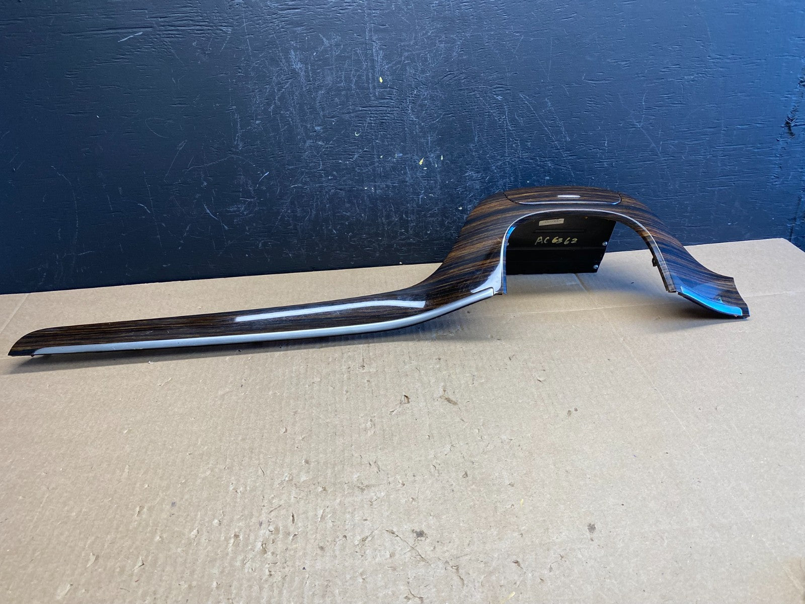 2007 to 2012 Hyundai Santa Fe Center Dashboard Wood Panel Molding ac6362 DG2