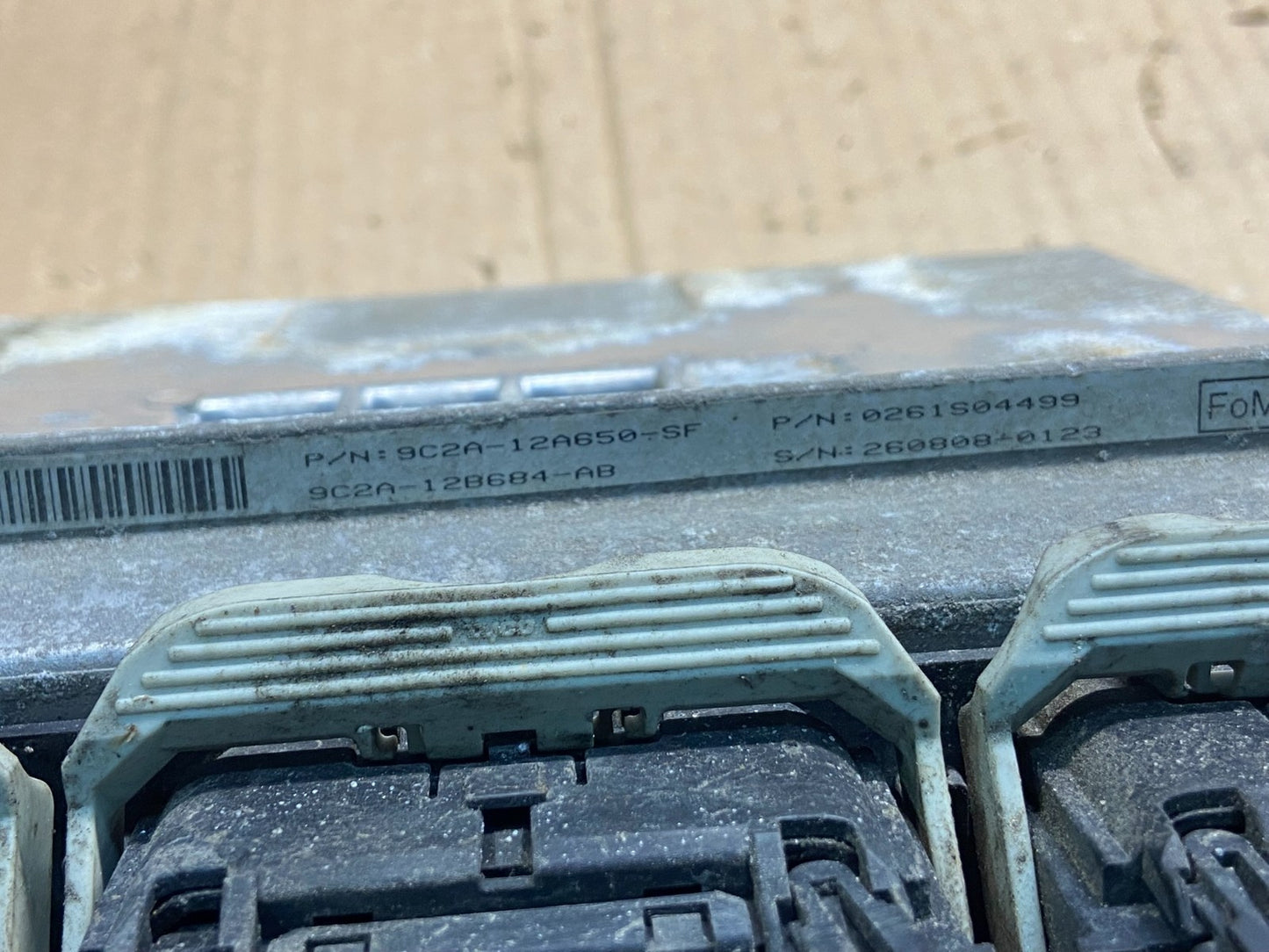 2009 2010 Ford Van E150 E250 5.4L Engine Control Module Unit ECU AE2330 DG2
