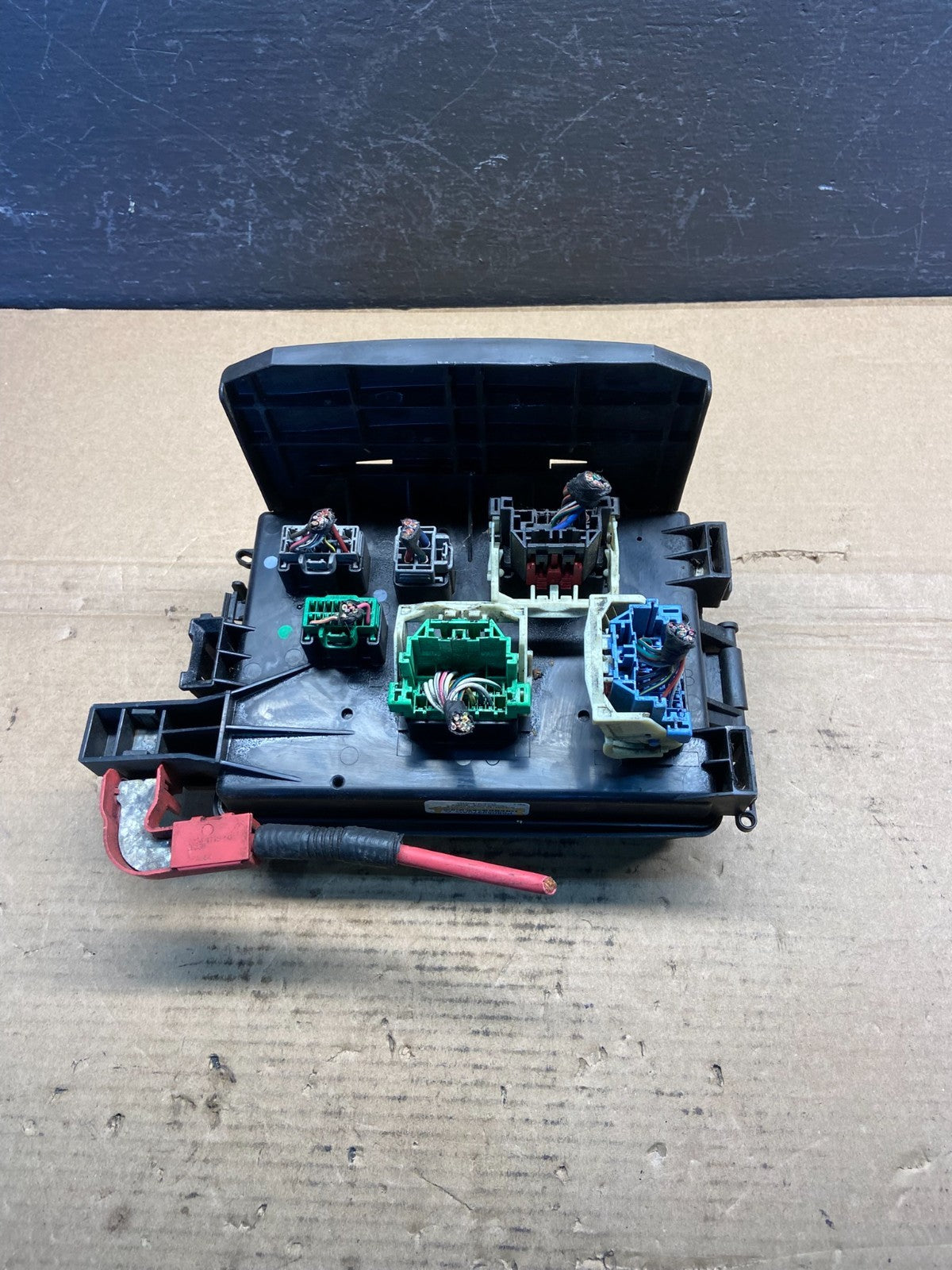 2008 2010 Chrysler 300 Charger Totally Integrated Module Fuse Box AC4457 DG0