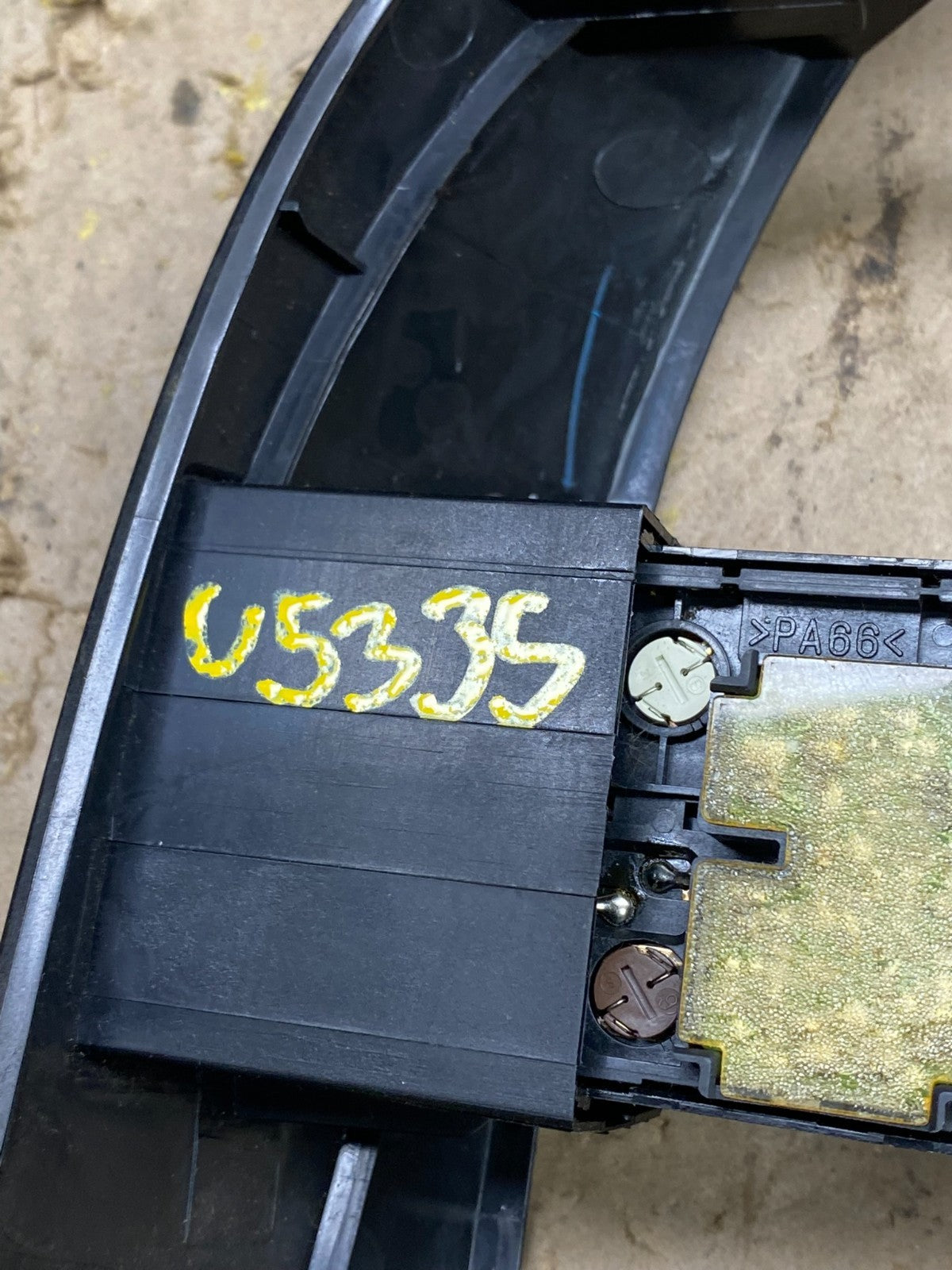 2004 to 2010 Toyota Sienna Right Side Radio Switches Bezel Trim OEM U5335 DG5