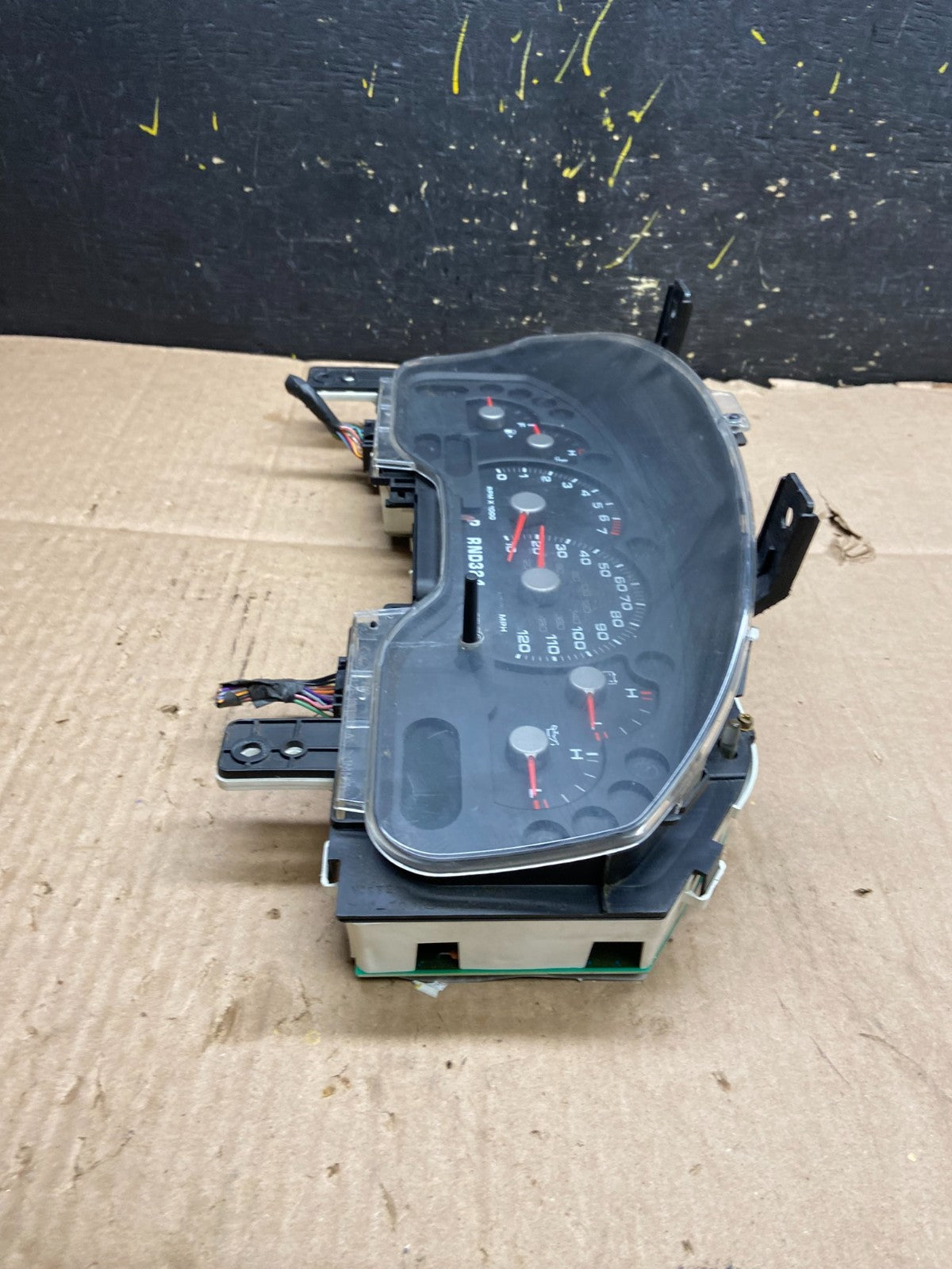 2004 2005 Ford Explorer Speedometer Cluster Gauge Oem Y2474 DG3