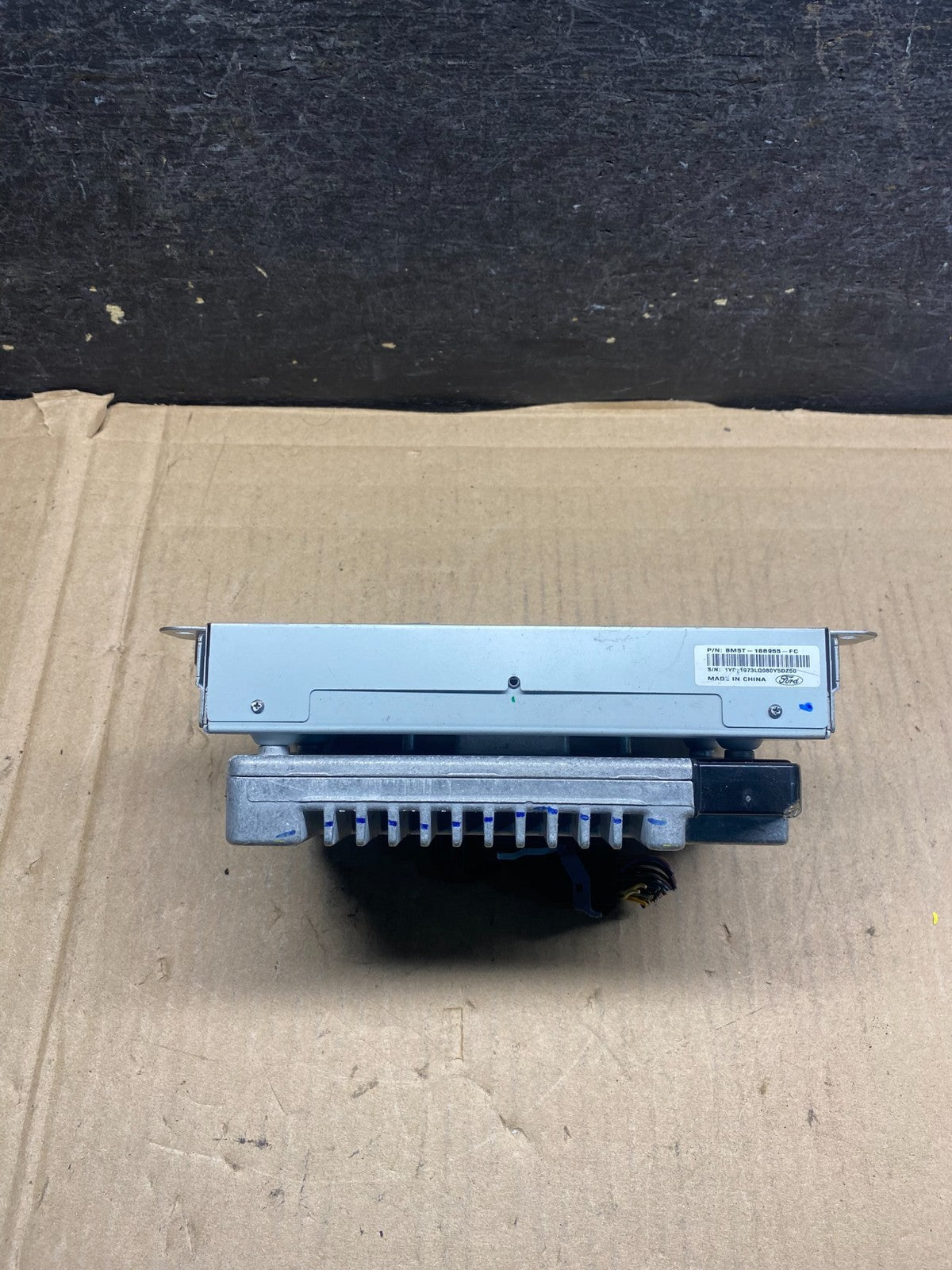 2012 2013 2014 Ford Focus Screen Radio Audio Receiver AM FM CD MP3 AJ0531 DG1