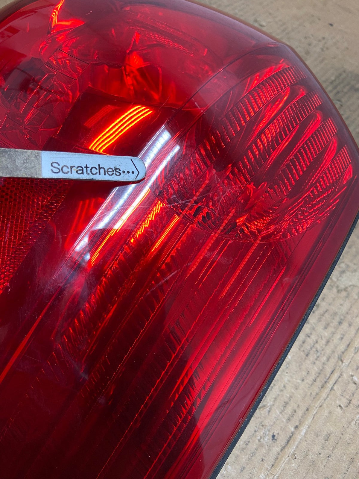 2006 - 2010 Toyota Sienna Right Passenger Side Tail Light AE1637 LK3