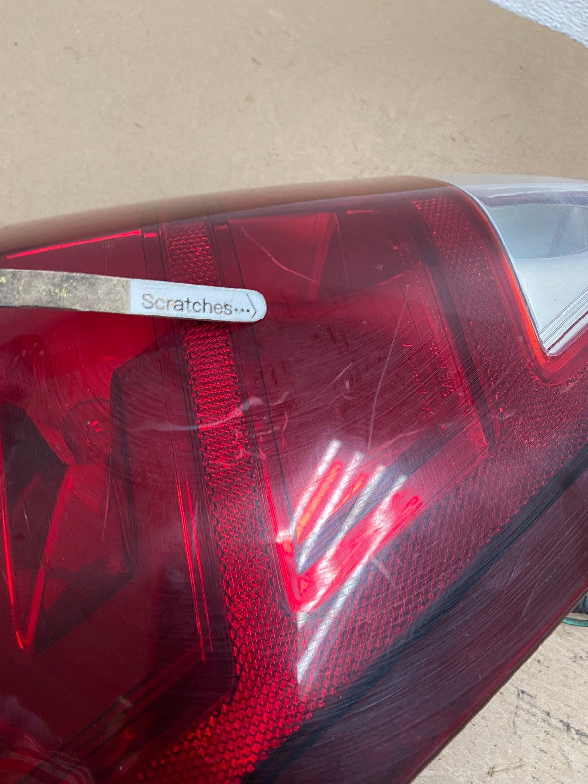 2005 to 2006 Jeep Grand Cherokee Left Driver Side Lh Tail Light AF4656 LK3