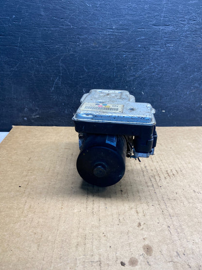 2004-07 Chevrolet Express ABS Pump Control 13567136 Module AH7234 DW4