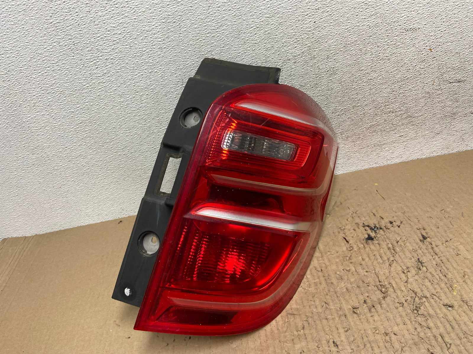 2016 to 2017 Chevrolet Equinox Right Passenger RH Side Tail Light AF7018 LK0
