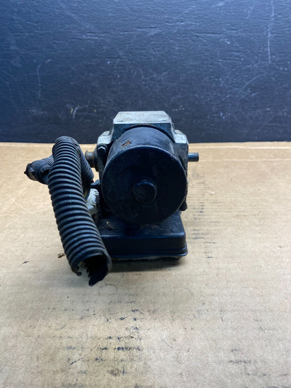 GM Brake Pump Module Chevrolet GMC 11 pin plug | 13567124 AD75831