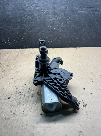 2011 to 2014 Ford Edge Licnoln MKX Rear Windshield Wiper Motor OEM W6855 DG4