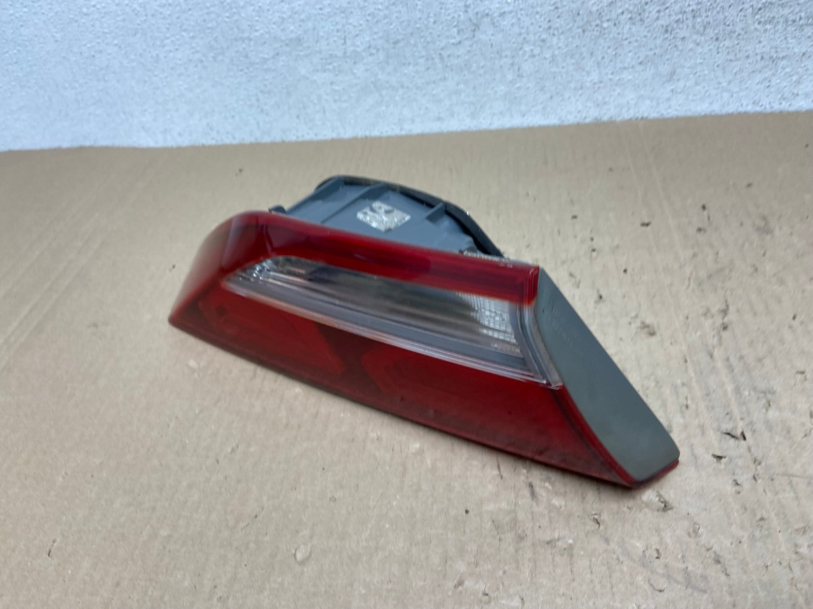 2017-2018 Hyundai Elantra Left Driver LH Side Inner Tail Light AE9738 LK1