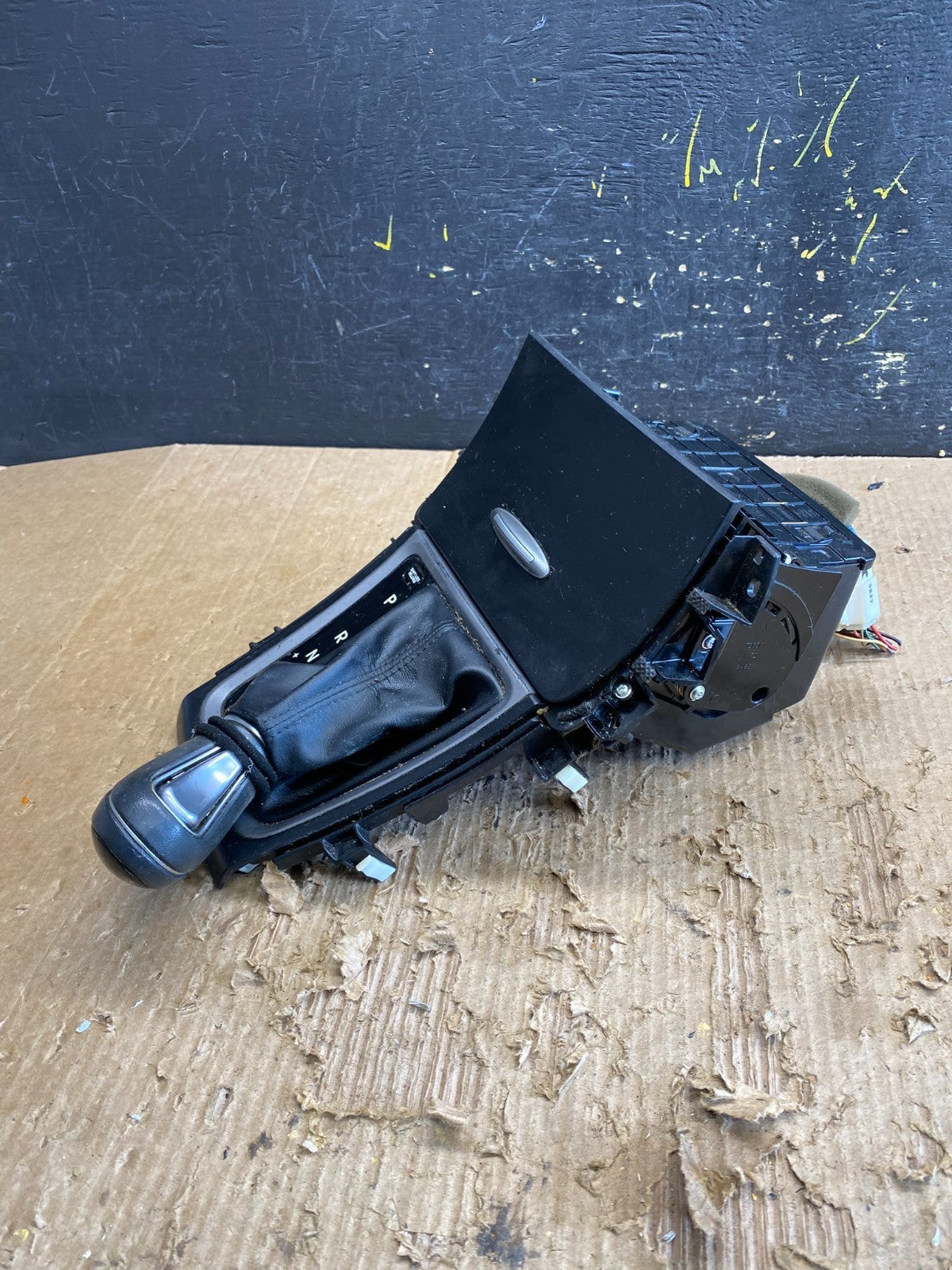 2014 - 2016 Hyundai Elantra Shifter Bezel Center Console Storage Oem Z9817 DG3