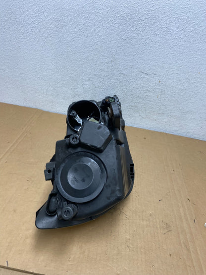 2009 to 2011 Volkswagen Tiguan Left Driver LH Halogen Headlight AD2753 DW8
