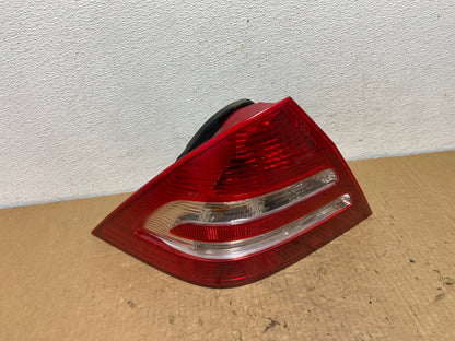 2005-2007 Mercedes-Benz C230 C240 W203 C-Class Left Driver Tail Light AC8206 LK0