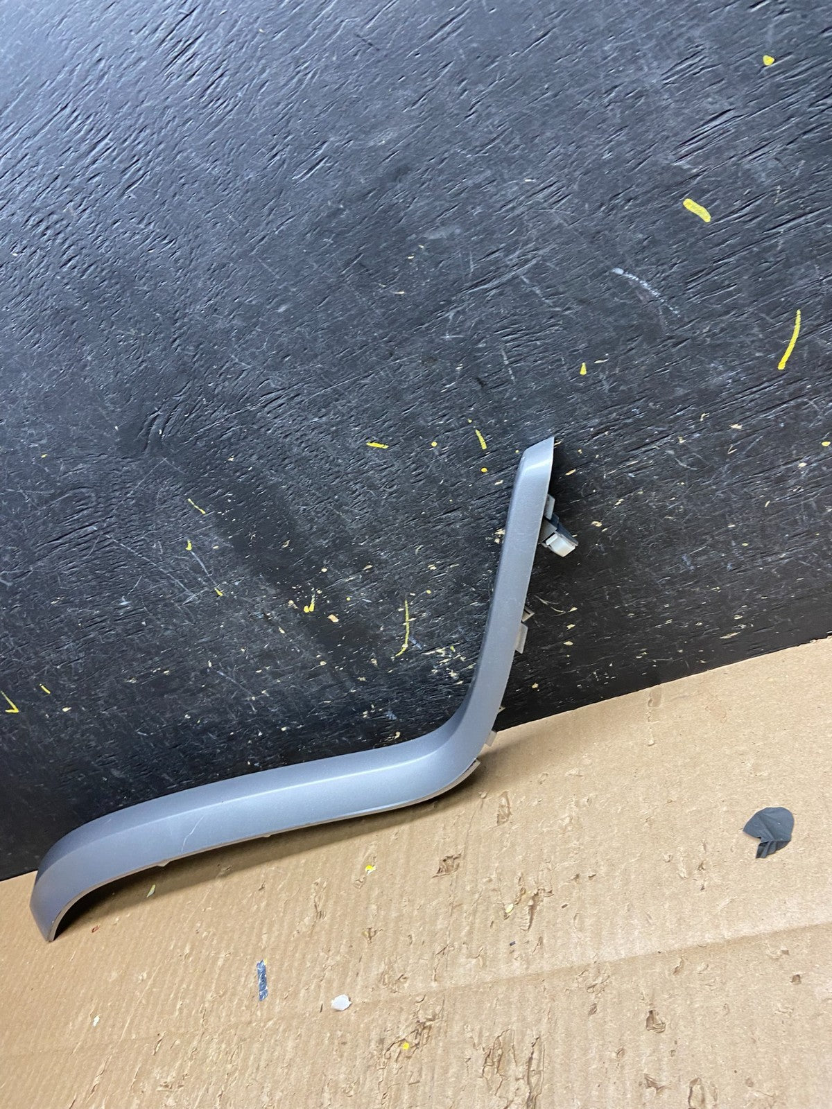 2006-2009 Suzuki Grand Vitara Center Console Left Bezel Trim Oem V7571 DG1