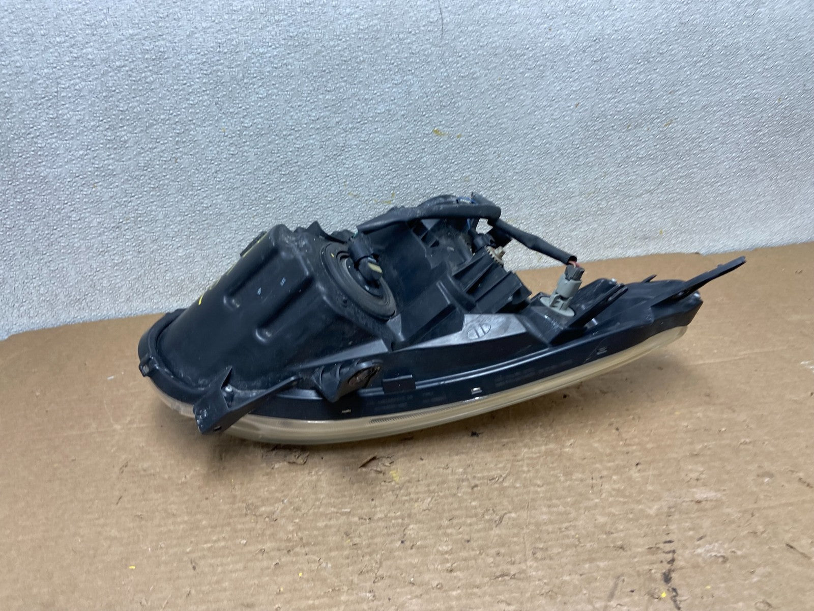 2008 to 2013 Nissan Rogue Left Driver LH Halogen Headlight Oem Z3601 DW5