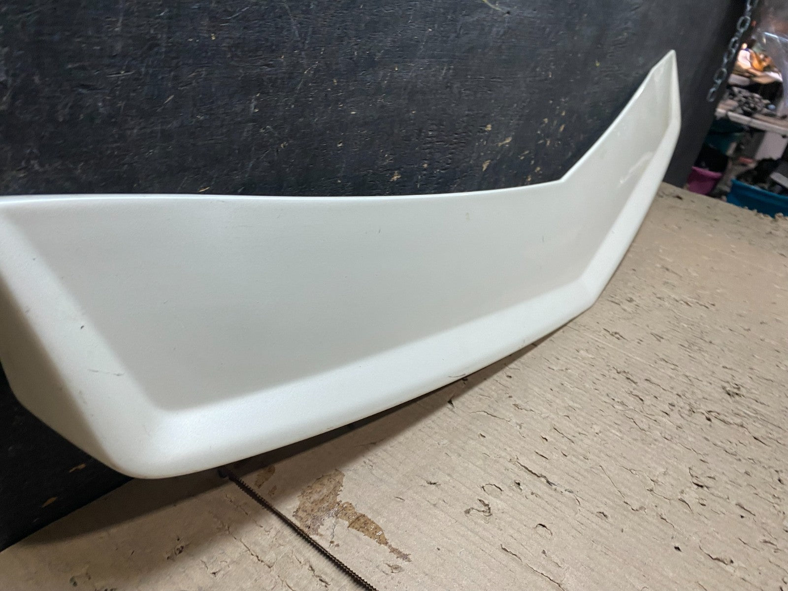 2003 to 2007 Cadillac CTS Trunk Spoiler Wing White OEM X8234 PS2