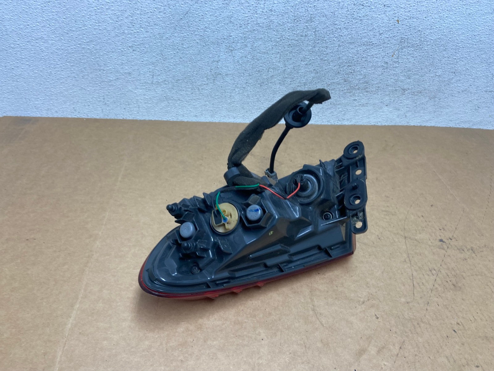 2015 2016 2017 Chrysler 200 Sedan Left Driver LH Side Tail Light AE2977 LK4