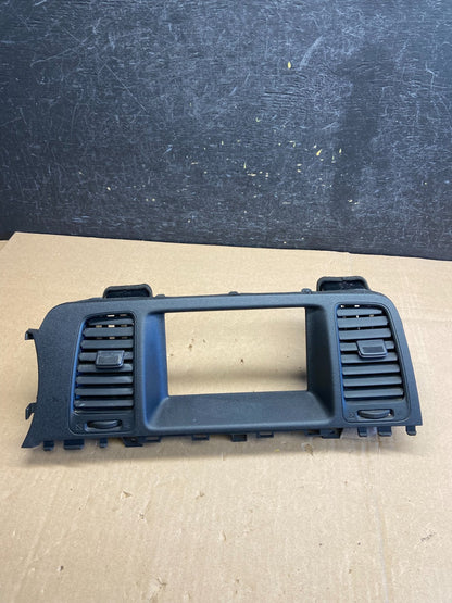 2009-2010 Nissan Murano Radio Center Console Display Bezel Air Vent OE ai3206 DG0