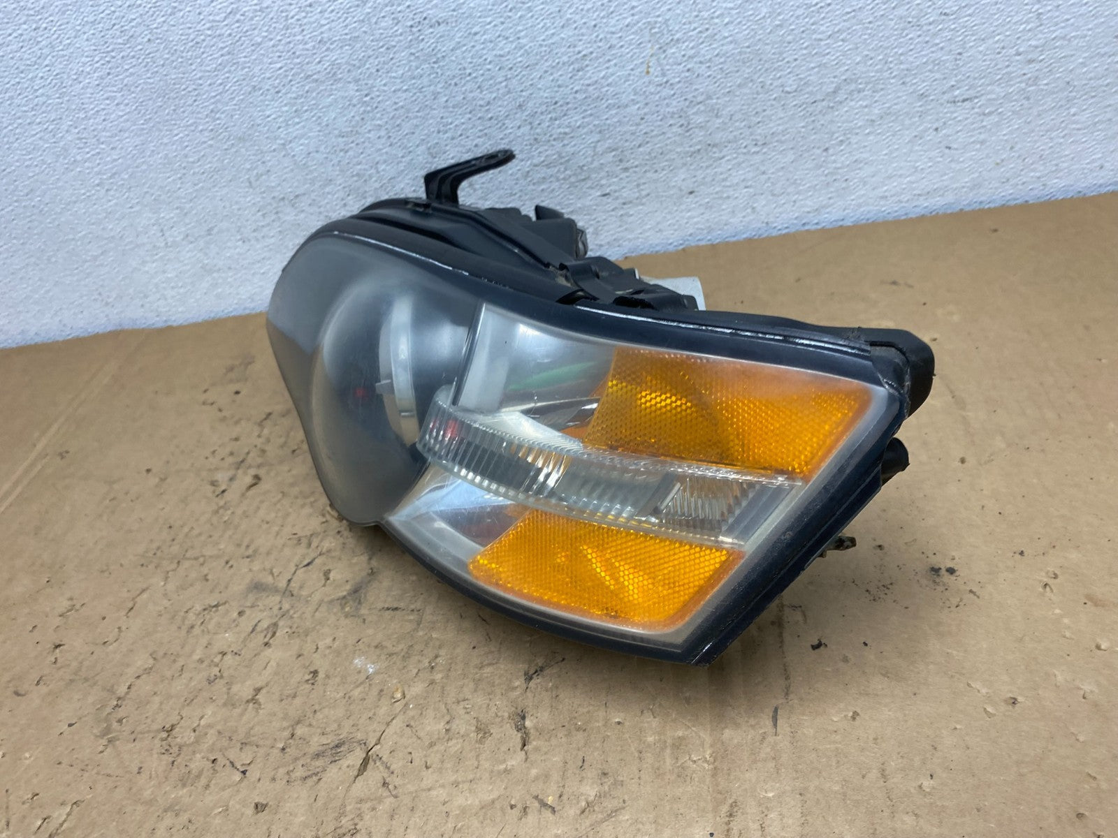 2006 to 2007 Subaru Legacy Left Driver LH Side Black Headlight AD3756 DW1