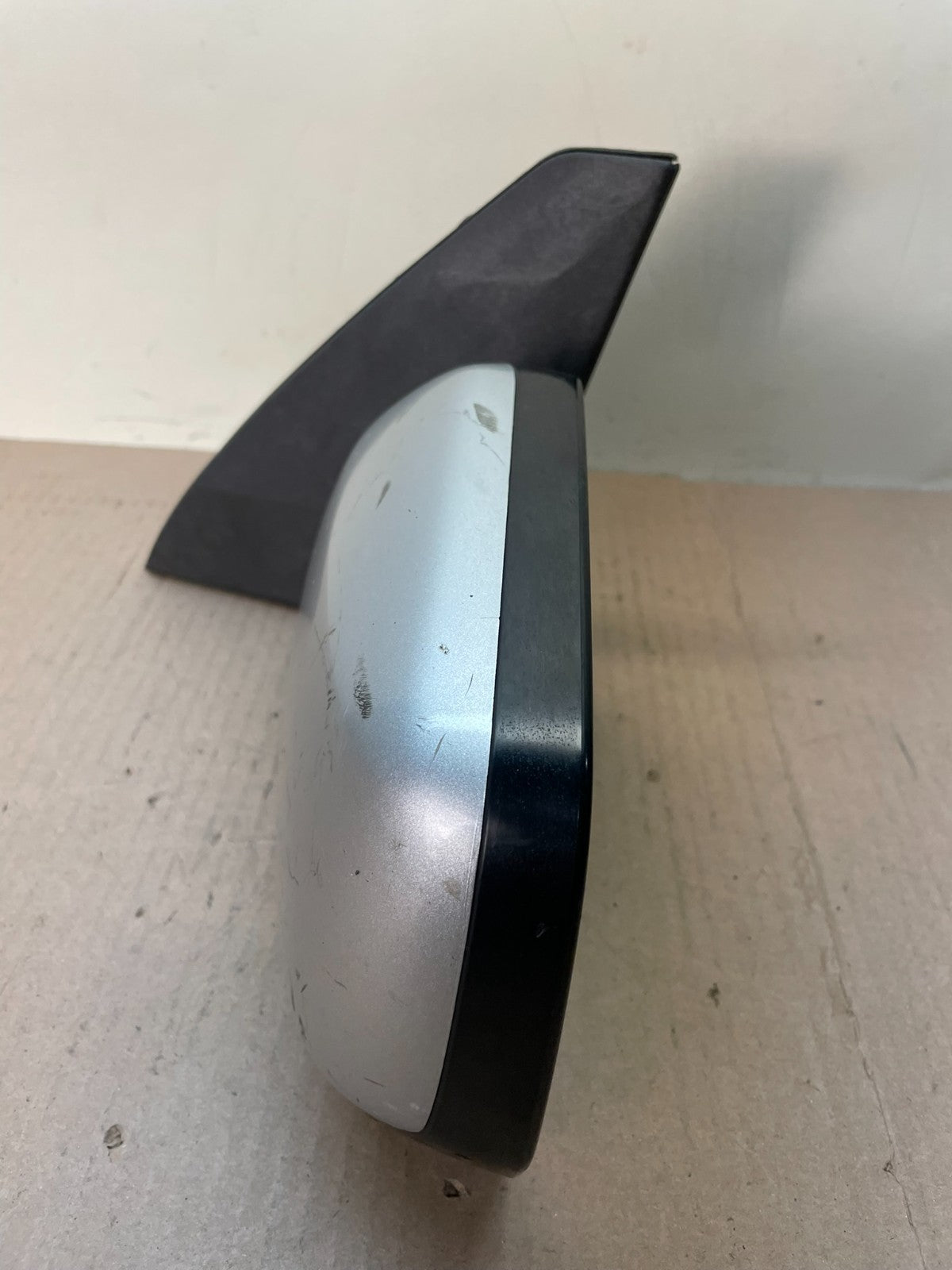 2004 to 2005 Toyota RAV4 Left Driver LH Side View Door Mirror AJ0771 DG10