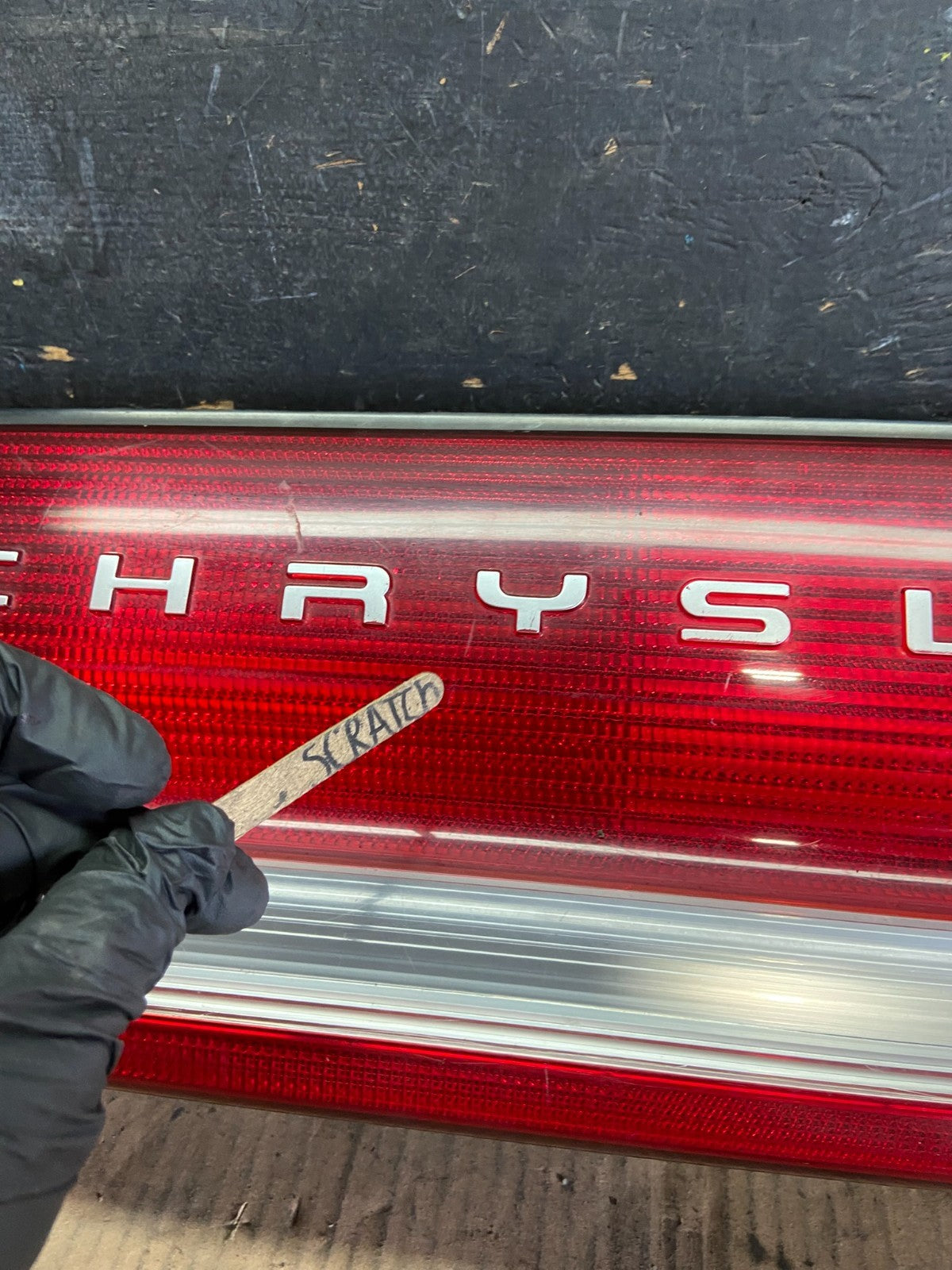 1993 to 1997 Chrysler Concorde Center Trunk Tail light P8501 DG5